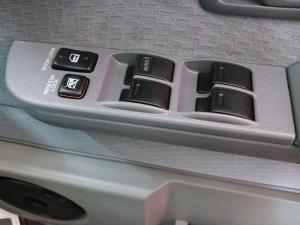 Toyota Land Cruiser 79 2.8GD-6 double cab - Image 17