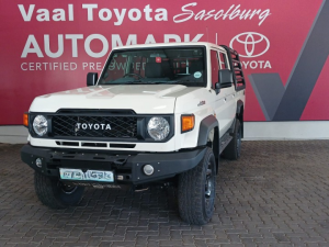 Toyota Land Cruiser 79 2.8GD-6 double cab - Image 3