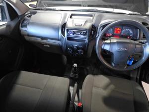 Isuzu D-MAX 250C Fleetside S/C - Image 11