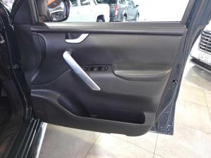 Mercedes-Benz X250d 4X4 Power - Image 11