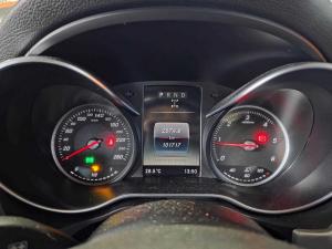 Mercedes-Benz X250d 4X4 Power - Image 14