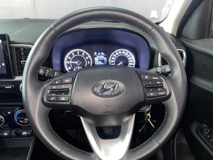 Hyundai Venue 1.0T Fluid auto - Image 15