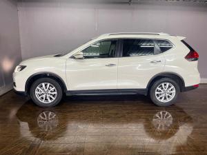 Nissan X-Trail 2.5 4x4 Acenta Tech - Image 12