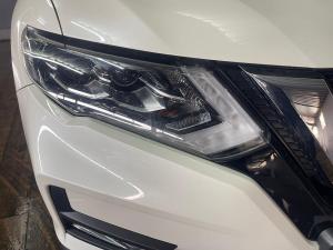 Nissan X-Trail 2.5 4x4 Acenta Tech - Image 4