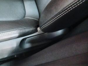 Toyota Corolla Cross 1.8 XS - Image 18