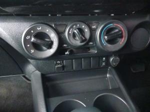 Toyota Hilux 2.4GD-6 Xtra cab Raider auto - Image 13