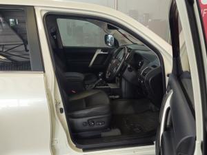Toyota Land Cruiser Prado 2.8GD VX-L - Image 10