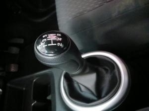 Toyota Vitz 1.0 XR manual - Image 16
