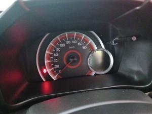 Toyota Vitz 1.0 XR manual - Image 18