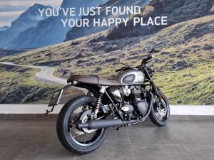 Triumph Bonneville T120 Black - Image 3
