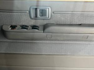 Toyota Land Cruiser 79 4.5D-4D V8 double cab LX - Image 5