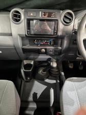Toyota Land Cruiser 79 4.5D-4D V8 double cab LX - Image 9