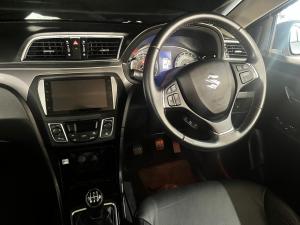 Suzuki Ciaz 1.5 GLX manual - Image 9