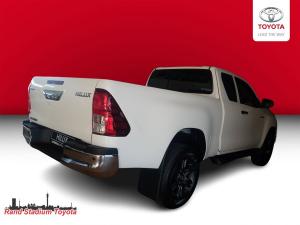 Toyota Hilux 2.4GD-6 Xtra cab Raider manual - Image 5