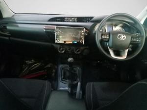Toyota Hilux 2.4GD-6 Xtra cab Raider manual - Image 6