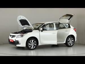 Toyota Starlet 1.5 XS auto - Image 12