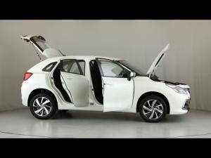 Toyota Starlet 1.5 XS auto - Image 15