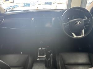 Toyota Fortuner 2.4GD-6 auto - Image 6