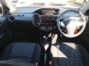 Toyota Etios Cross 1.5 Xs - Image 6