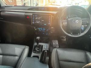 Toyota Hilux 2.8GD-6 48V double cab Legend - Image 6