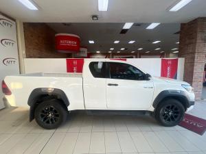 Toyota Hilux 2.8GD-6 Xtra cab Legend manual - Image 4