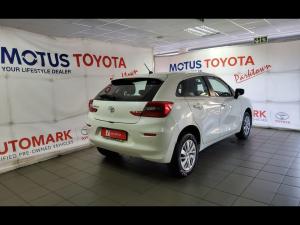 Toyota Starlet 1.5 Xi - Image 2