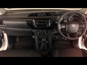 Toyota Hilux 2.4GD single cab S (aircon) - Image 6