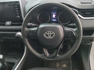 Toyota RAV4 2.0 GX - Image 8