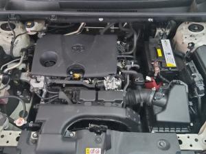 Toyota RAV4 2.0 GX - Image 10