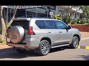 Toyota Land Cruiser Prado 2.8GD VX-L - Image 3