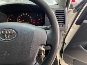 Toyota QUANTUM/HIACE 2.5 D-4D Sesfikile 16s - Image 10