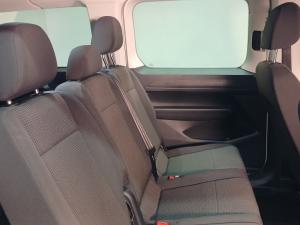 Volkswagen Caddy Maxi Kombi 2.0 TDi - Image 13