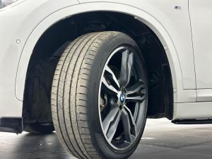 BMW X1 xDRIVE20i M Sport automatic - Image 10