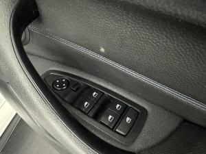 BMW X1 xDRIVE20i M Sport automatic - Image 16