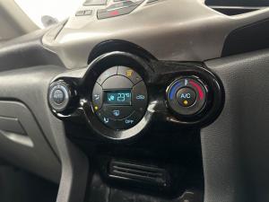 Ford Ecosport 1.0 Ecoboost Titanium - Image 10
