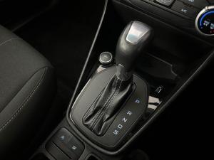 Ford Fiesta 1.0 Ecoboost Titanium automatic 5-Door - Image 10