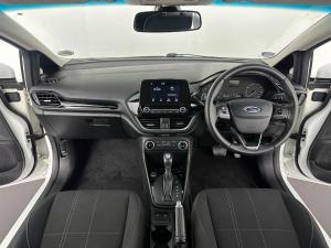 Ford Fiesta 1.0 Ecoboost Titanium automatic 5-Door - Image 19