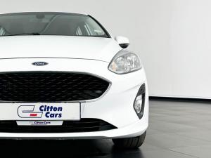 Ford Fiesta 1.0 Ecoboost Titanium automatic 5-Door - Image 3