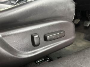 Honda Accord 2.0i - Image 12