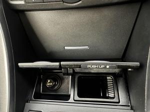 Honda Accord 2.0i - Image 13