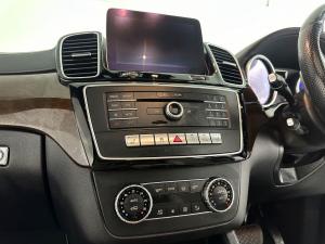 Mercedes-Benz GLS 350d - Image 15