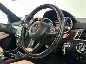 Mercedes-Benz GLS 350d - Image 16
