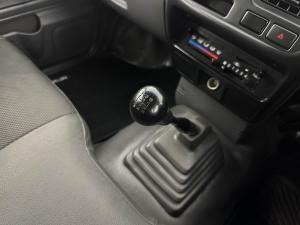 Nissan Hardbody NP300 2.5 TDi LWBS/C - Image 11