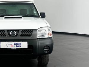 Nissan Hardbody NP300 2.5 TDi LWBS/C - Image 2