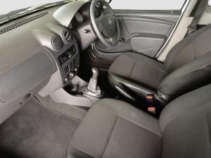 Nissan NP200 1.6 Safety PackS/C - Image 3