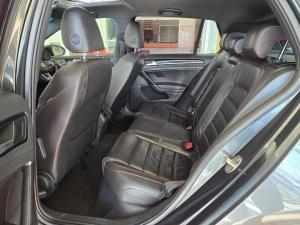 Volkswagen Golf VII GTi 2.0 TSI DSG - Image 12