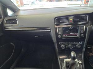 Volkswagen Golf VII GTi 2.0 TSI DSG - Image 19