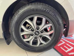 Hyundai H-1 2.5 Crdi A/T/ 2.5 Elite automatic - Image 10