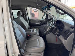 Hyundai H-1 2.5 Crdi A/T/ 2.5 Elite automatic - Image 11