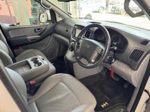 Hyundai H-1 2.5 Crdi A/T/ 2.5 Elite automatic - Image 8